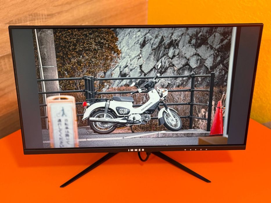 Продается монитор Immer 24