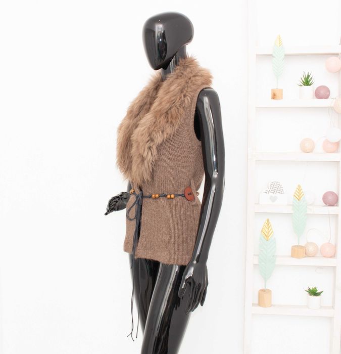 ALPACA SOCIETY дамска елек кафяв от алпака яка от естествен косъм XS/S