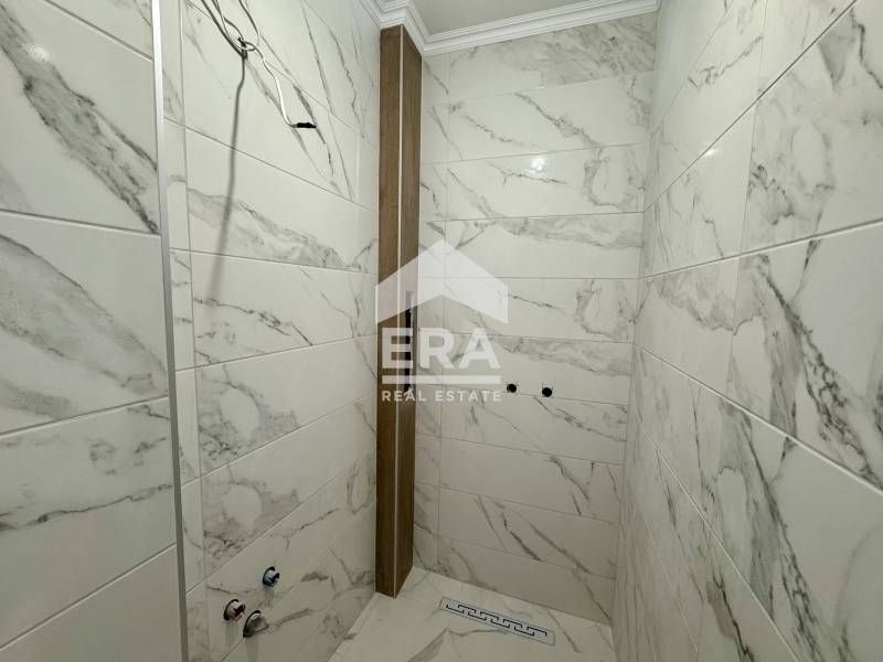 Продава се Тристаен апартамент в Варна, Възраждане 3 - 65 кв.м за 1205 €/кв.м - Снимка #7