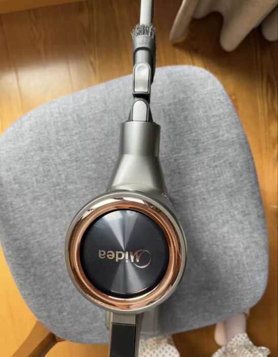 Новый пылесос 36000 тг