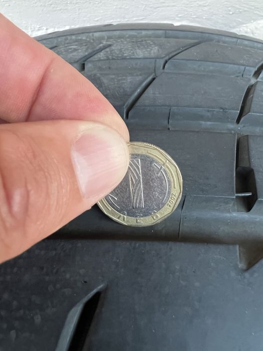 245/40/18 -4 бр.  гуми Ласа