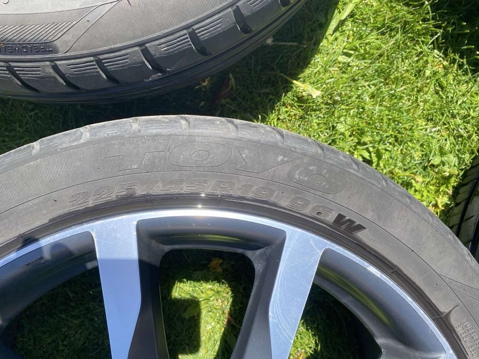 Джанти с летни гуми 19 цола 5x114.3 67.1 Mitsubishi