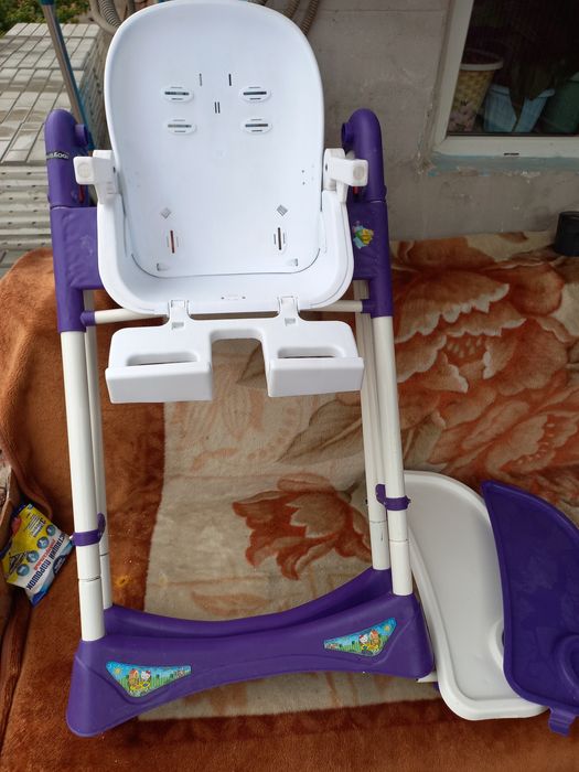 Столик для кормления