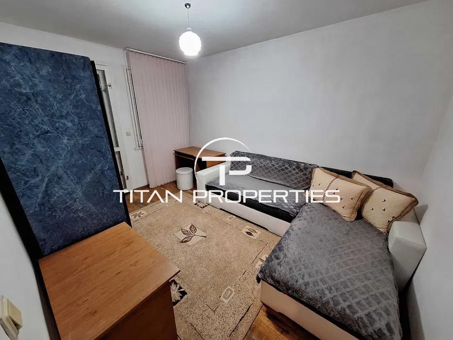 Дава се под наем Тристаен апартамент в Варна, Център - 60 кв.м за 400 € - Снимка #1