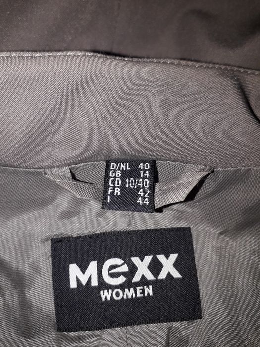 Яке MEEX, стилно и елегантно