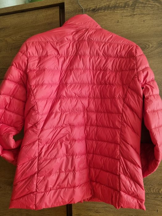 Ново яке марка : C ,размер М