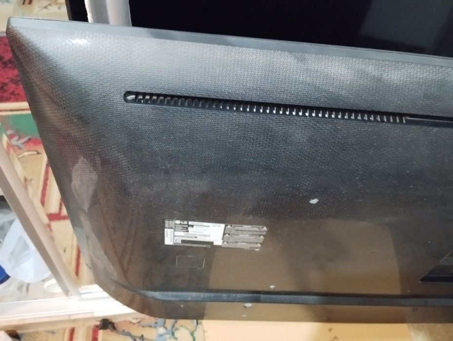Телевизор LG-32, оригинал, на запчаст