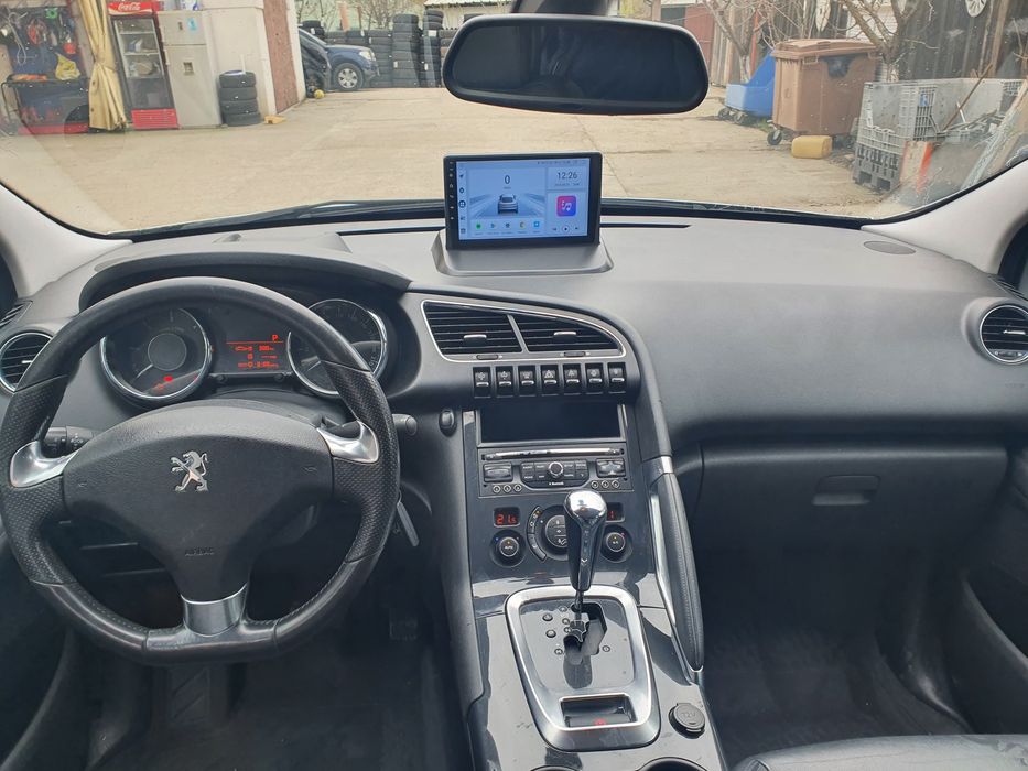 Vând Peugeot 3008 !