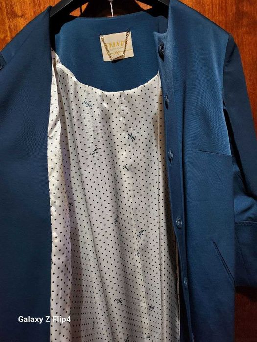 Плащ новый, турецкий