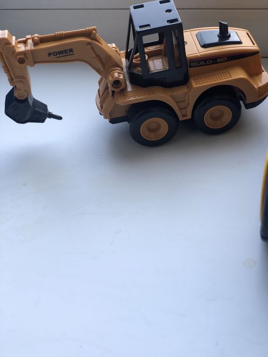 Продам машинки