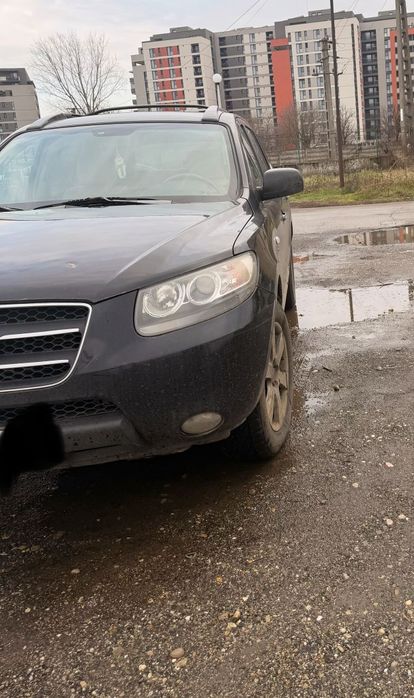 Vând Hyundai santa fe 2.2