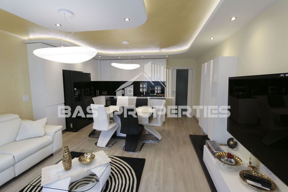 3-стаен в София-Център площ 119