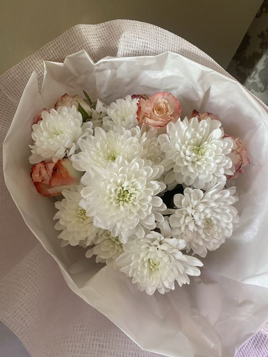 Продаю цветы сост свежие