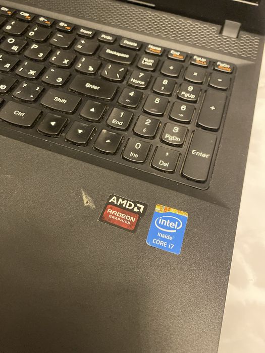 Lenovo IdeaPad G500 15’6. Intel core i7.AMD Radeon Graphics