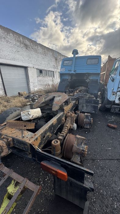 Продам КАМАЗы под восстановление
