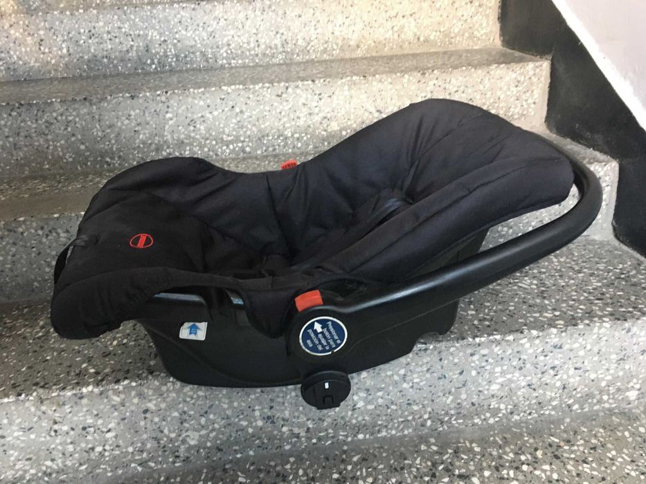 Детско - бебешко кошче за кола 30 лв
