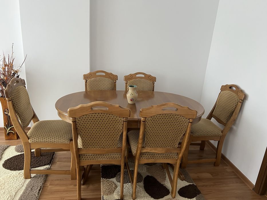 Masa cu scaune pt living