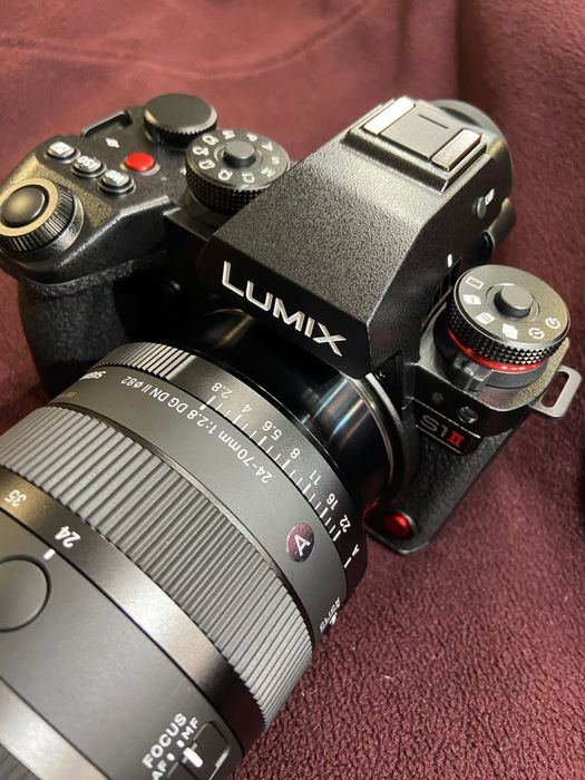 Panasonic Lumix s1 II Sigma 24-70 2.8