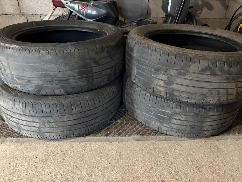 Продам шины размер 225/55 P18