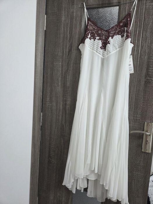 Vand rochie zara m