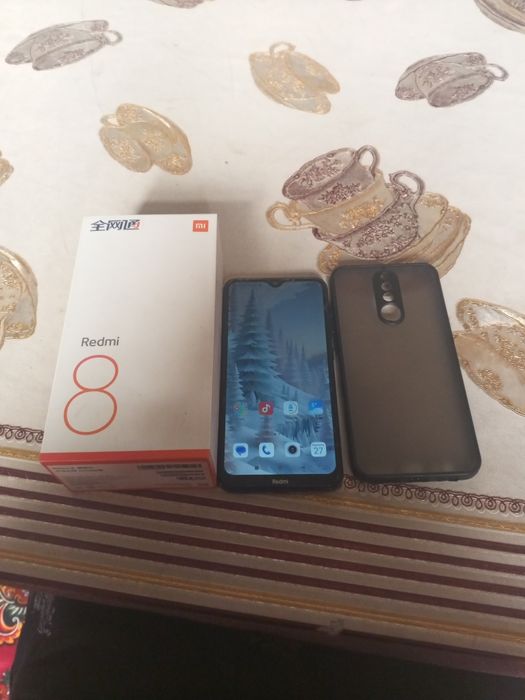 Redmi 8  64.xotira         sotiladi.