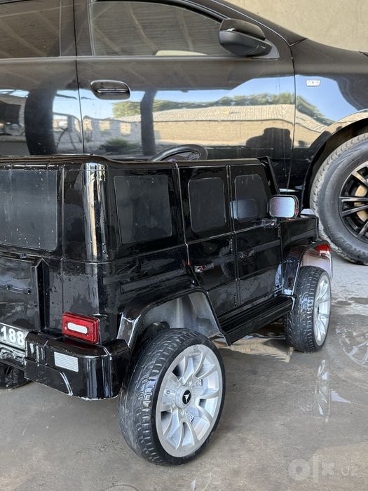 Mercedes AMG Bollalar Moshinasi srochna sotiladi
