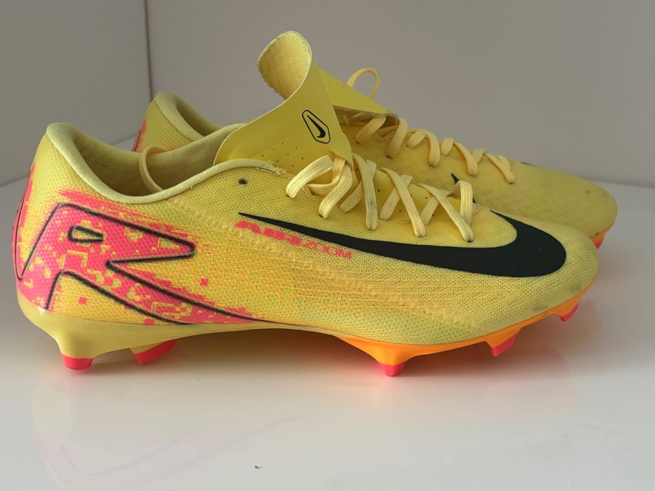Ghete de fotbal nike marime 40