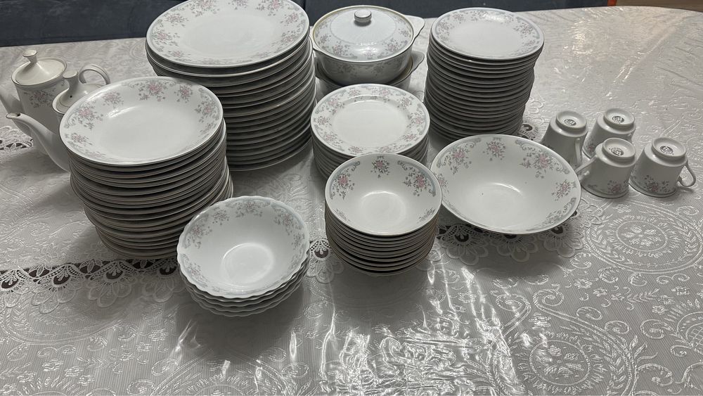 Набор посуды чайный сервис