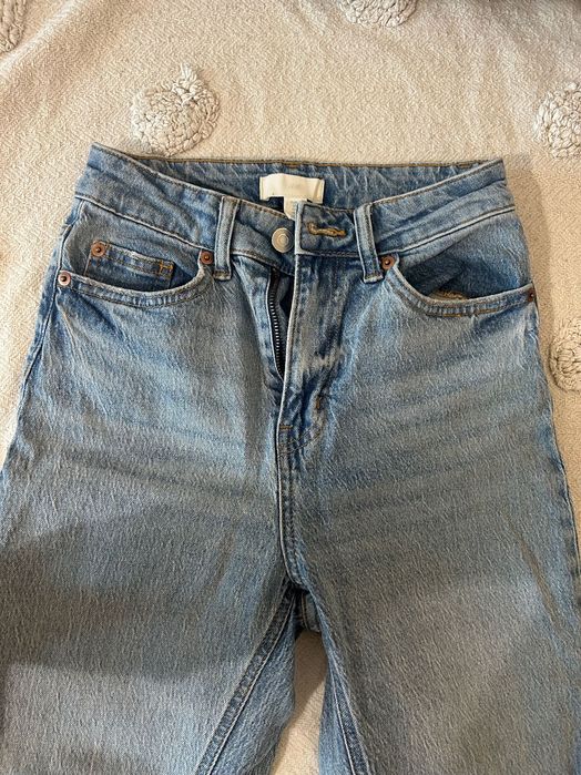 Сини дънки H&M..