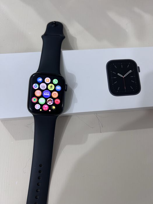 Продам Apple Watch