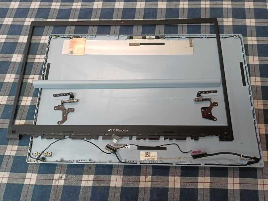 Elemente Asus VivoBook X1502Z