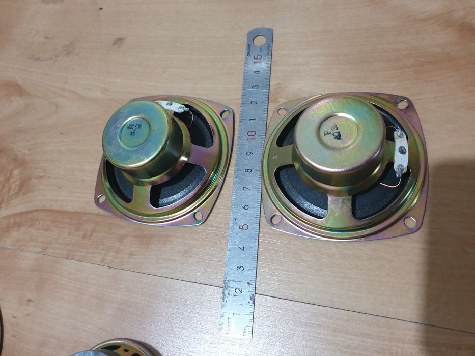 Динамиклар сотилади, хаммаси