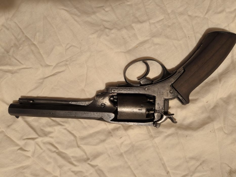 Перкусионен револвер. Колекционерско оръжие, пушка, пистолет