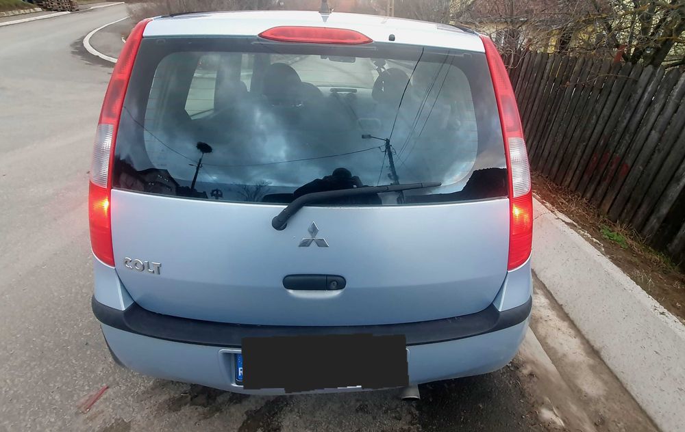 MITSUBISHI Colt 2004 — imagine 4