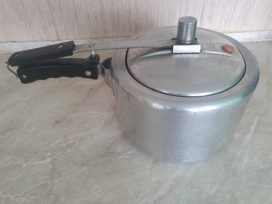 Тенджера под налягане