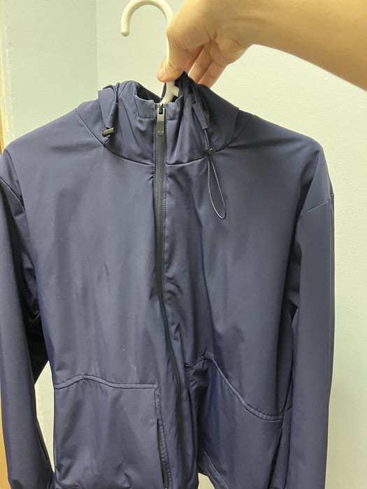 Продаётся демисезонная куртка!