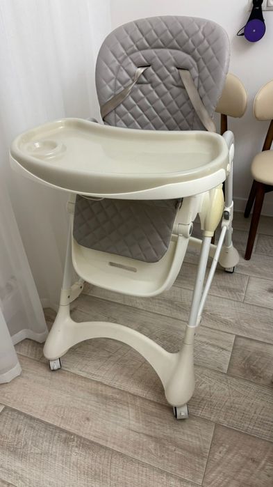 Детский стол для кормления