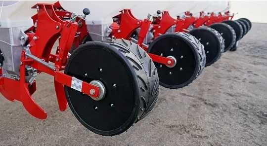 Продаётся пропашная сеялка Веста 8