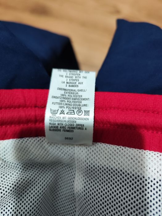 Pantaloni Adidas Bayern München vintage anii 2000 mărimea L