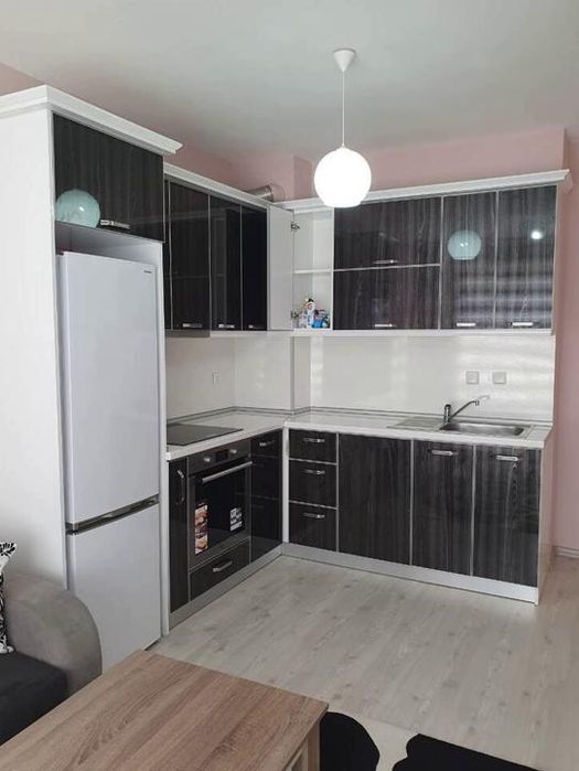 Дава се под наем Двустаен апартамент в Пловдив, Христо Смирненски - 67 кв.м за 400 € - Снимка #2