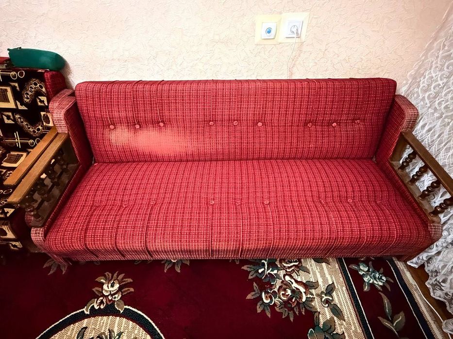 Диван и кресло советский