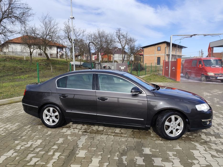 Vând Passat B6 Sedan