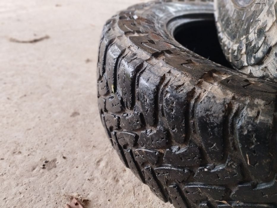 Toyo Open Country 265 70 R17