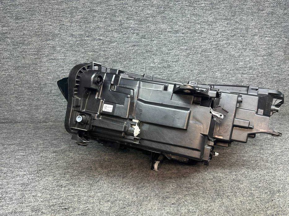 Far led adaptiv dreapta BMW X1 U11