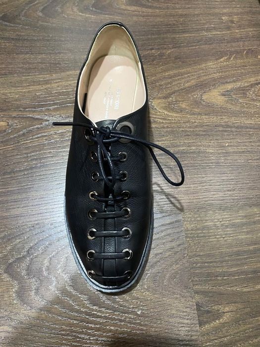 Продаю женскую обувь