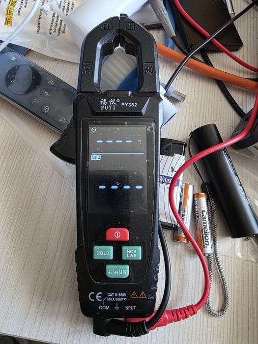 Продам клещи мультиметр FUYI FY382