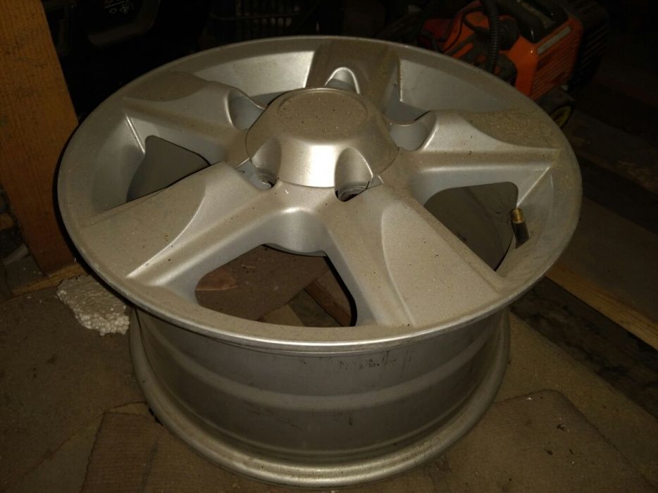 Диски Toyota Landcruiser 100 оригинал Япония.