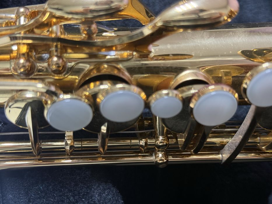Продам саксофон Yamaha YAS-280