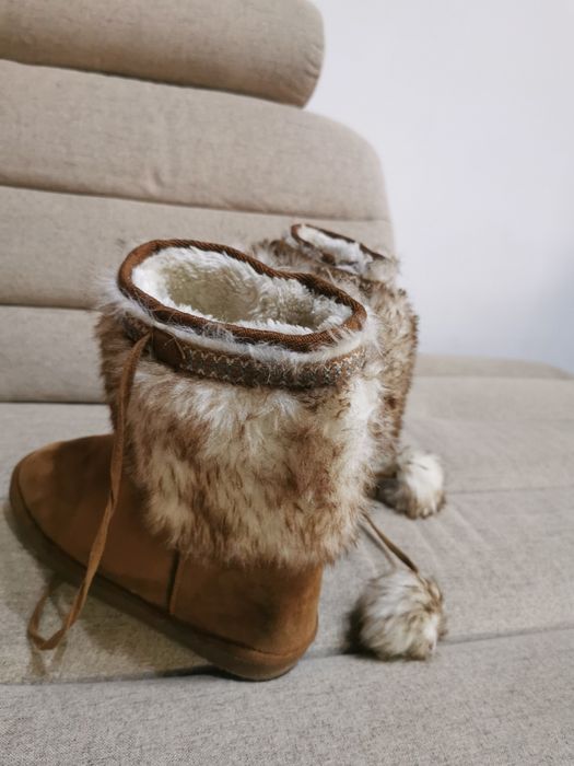 Cizme blana Just Fab nr 10 UK 42