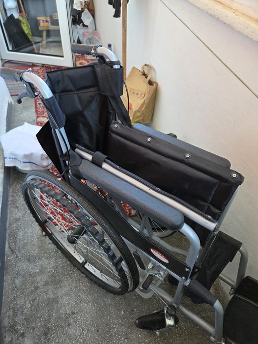 Scaun cu rotile, medical